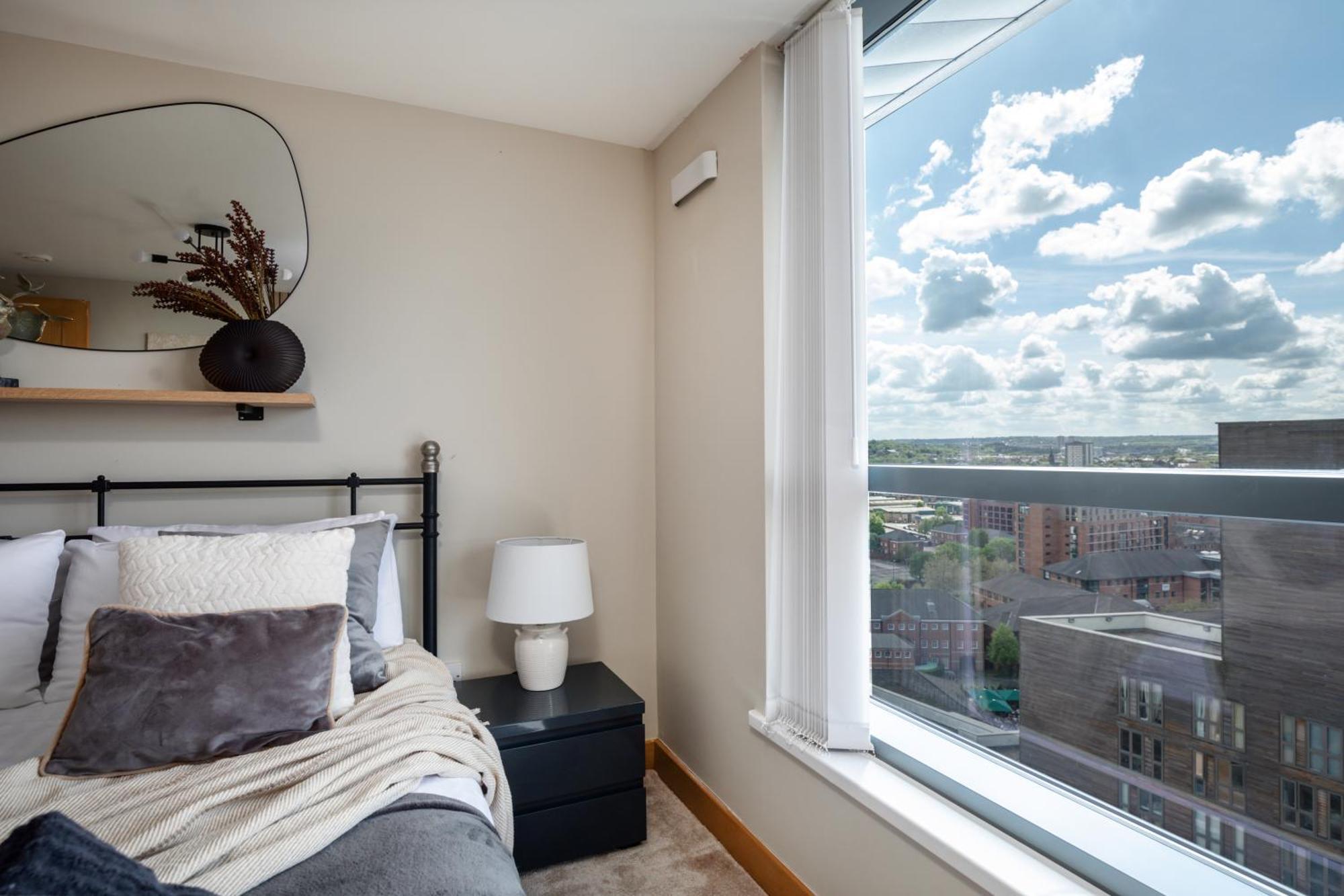 Large Central Penthouse In Leeds 外观 照片