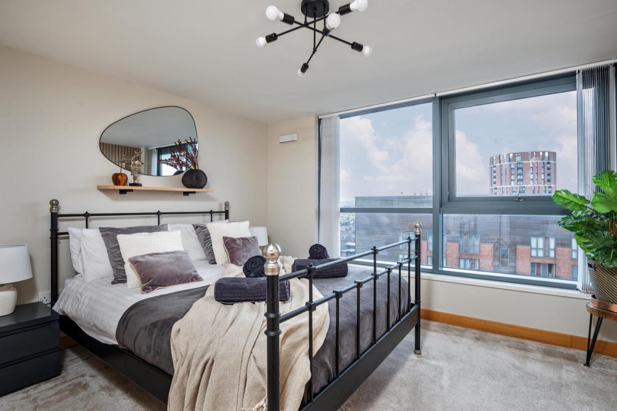 Large Central Penthouse In Leeds 外观 照片