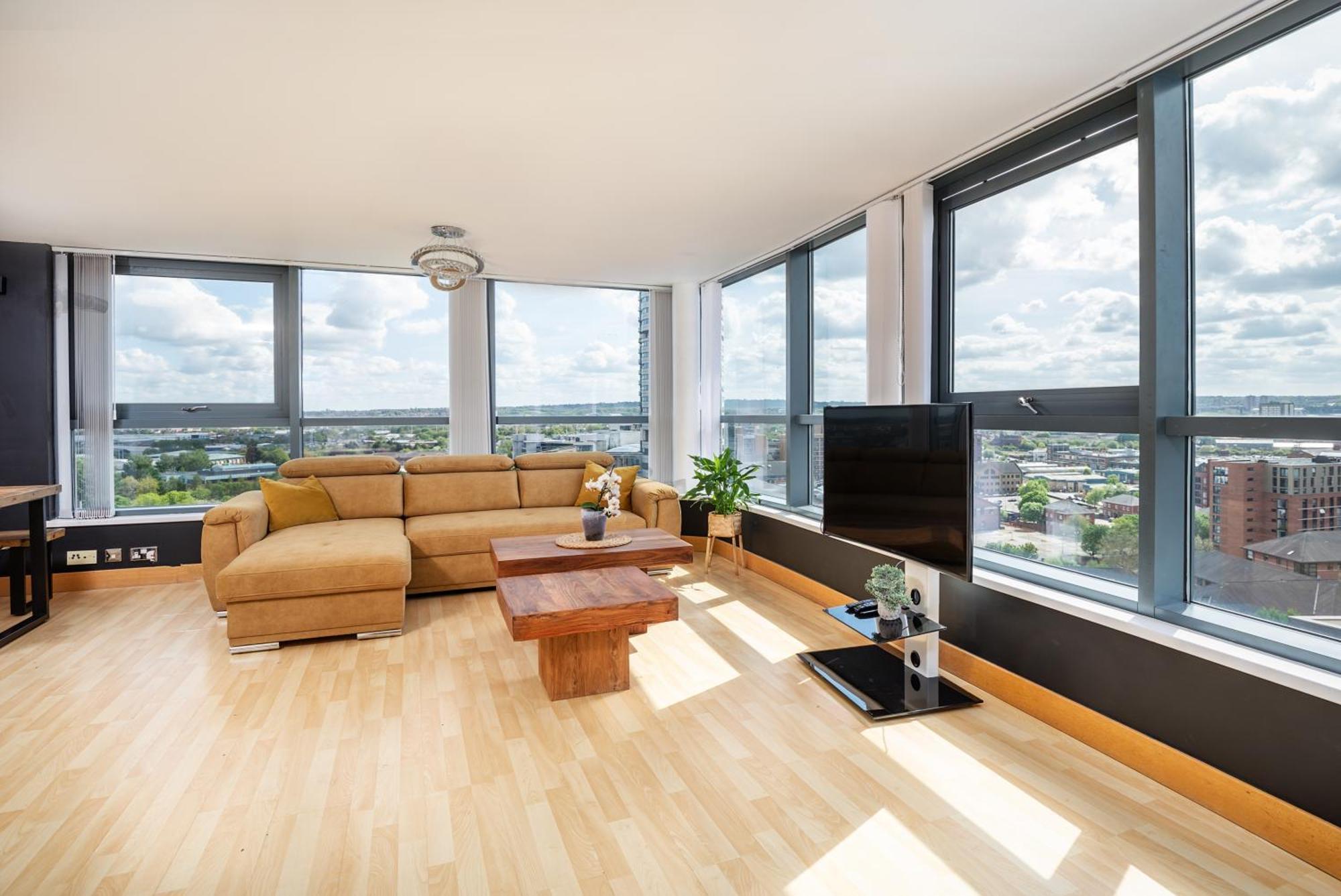 Large Central Penthouse In Leeds 外观 照片