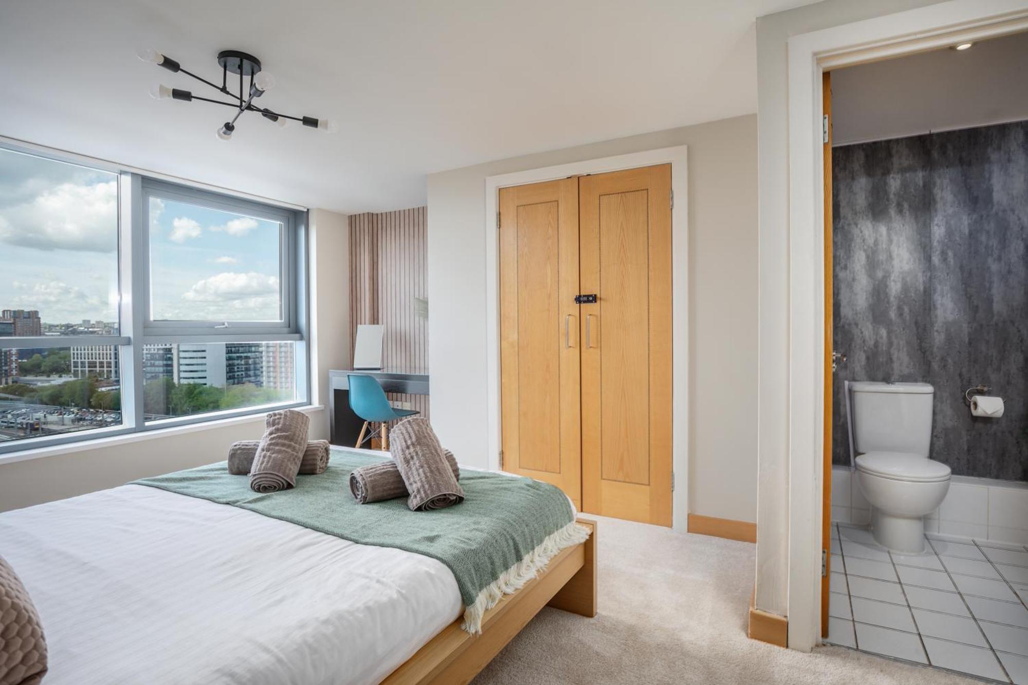 Large Central Penthouse In Leeds 外观 照片